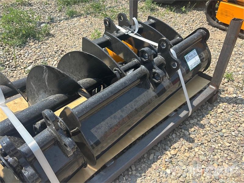 Quantity of (8) VICSEC VCA-8 Mini Excavator Attac Drugi deli