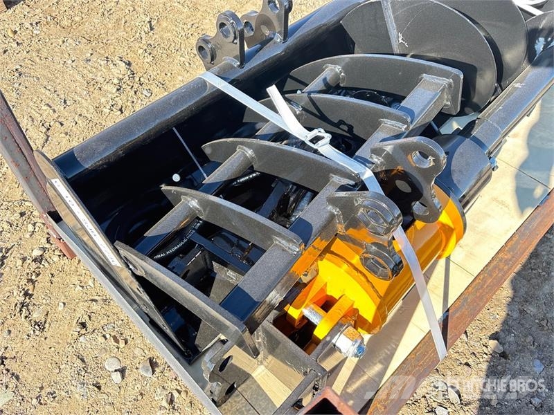 Quantity of (8) VICSEC VCA-8 Mini Excavator Attac Kiti naudoti statybos komponentai
