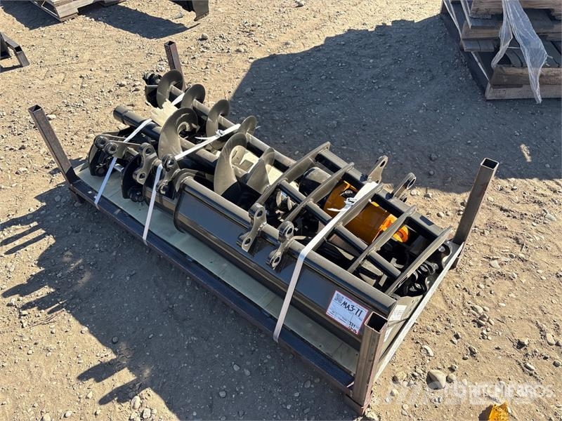  Quantity of (8)  VICSEC VCA-8 Mini Excavator Attac Otros componentes