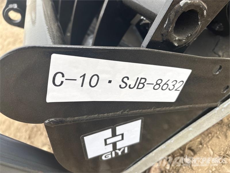  Quantity of (8)  VICSEC VCA-8 Mini Excavator Attac Otros componentes