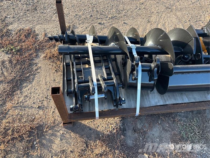  Quantity of (8)  VICSEC VCA-8 Mini Excavator Attac مكونات أخرى