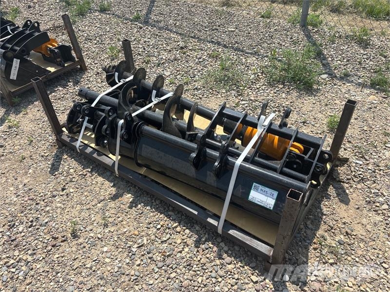 Quantity of (8) VICSEC VCA-8 Mini Excavator Attac Drugi deli