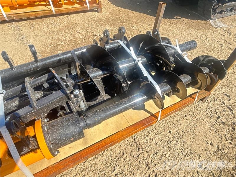  Quantity of (8)  VICSEC VCA-8 Mini Excavator Attac Kiti naudoti statybos komponentai