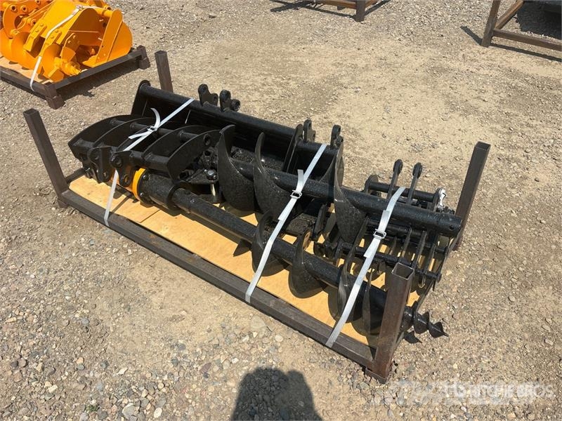 Quantity of (8) VICSEC VCA-8 Mini Excavator Attac Drugi deli
