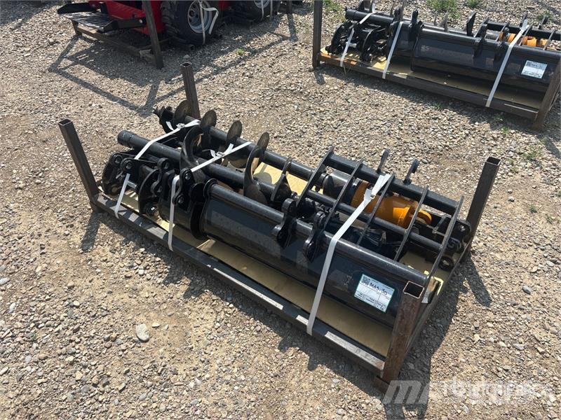 Quantity of (8) VICSEC VCA-8 Mini Excavator Attac Drugi deli