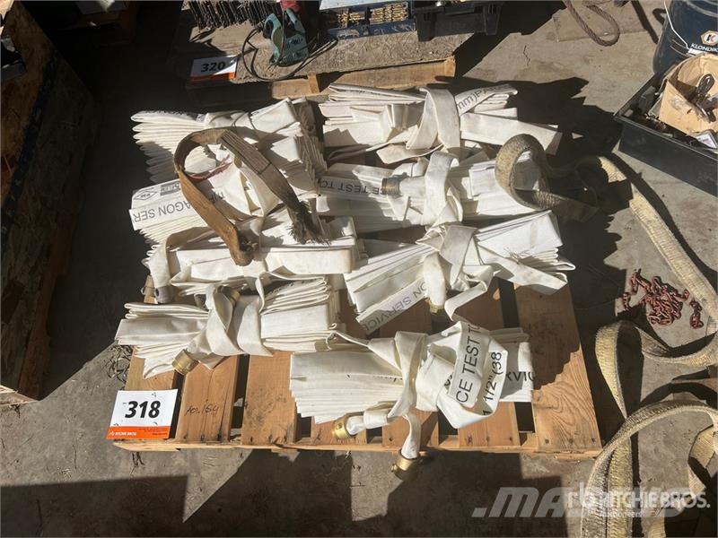 Quantity of (8) Water Hose (Unused) Εξαρτήματα σκυροδέματος