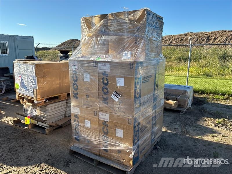 Quantity of (84) Merv 8 Filter: 20" x 24" x 4" Fil Drugi deli