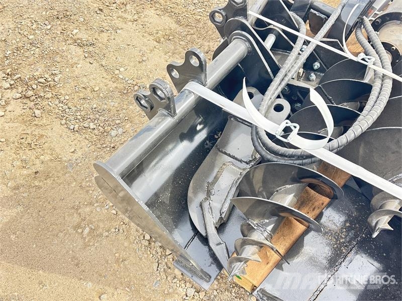Quantity of (9) AGT 12EX-ATA Mini Excavator Attac Egyéb alkatrészek