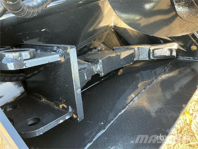 Quantity of (9) AGT 12EX-ATA Mini Excavator Attac Kiti naudoti statybos komponentai