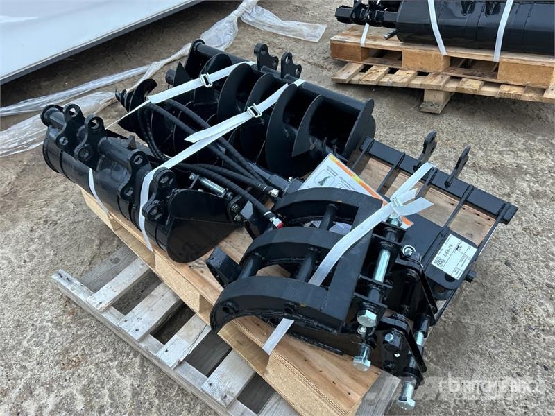  Quantity of (9)  AGT 12EX-ATA Mini Excavator Attac Otros componentes