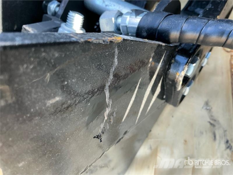 Quantity of (9) AGT 12EX-ATA Mini Excavator Attac Kiti naudoti statybos komponentai