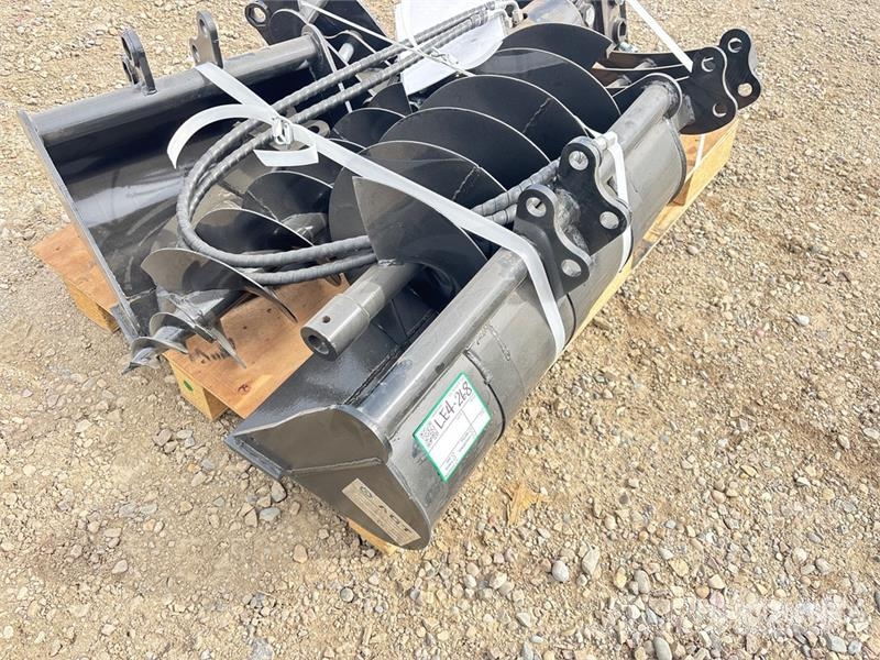 Quantity of (9) AGT 12EX-ATA Mini Excavator Attac Kiti naudoti statybos komponentai