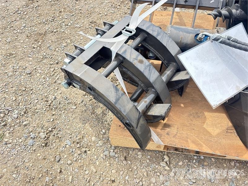 Quantity of (9) AGT 12EX-ATA Mini Excavator Attac Kiti naudoti statybos komponentai