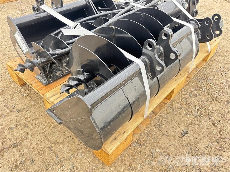 Quantity of (9) AGT 12EX-ATA Mini Excavator Attac Drugi deli