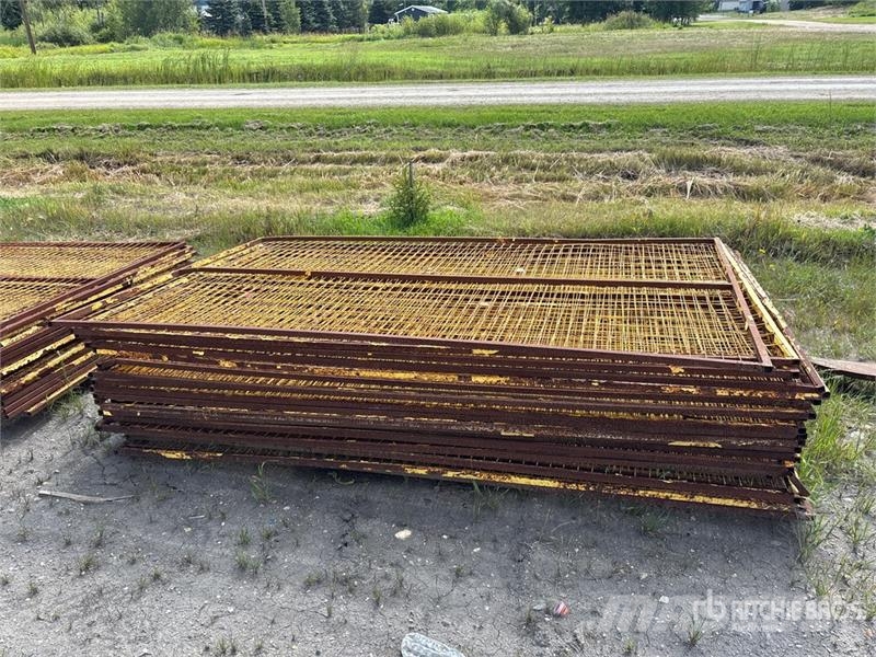 Quantity of 9 ft 6 in x 70 in Temporary Site Fence Other components