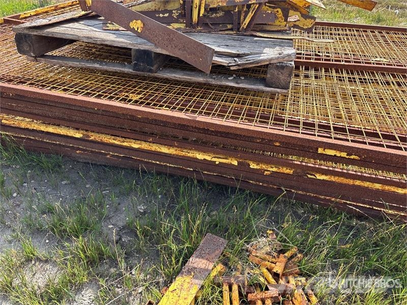 Quantity of 9 ft 6 in x 70 in Temporary Site Fence Other components