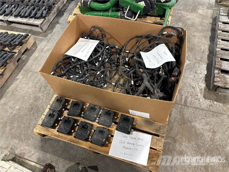 Quantity of (9) John Deere M50 CCU Vehicle Control Andre komponenter