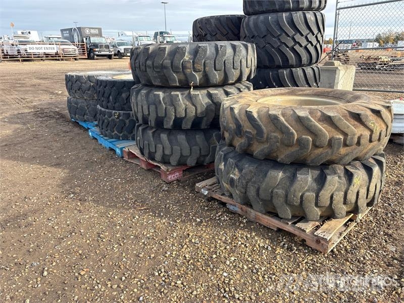  Quantity of (9) Tires - Fits Telehandler الإطارات والعجلات والحافات