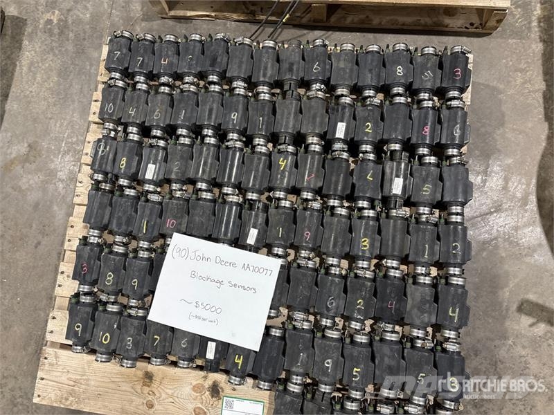 Quantity of (90) John Deere AA70077 Blockage Senso Kiti naudoti statybos komponentai