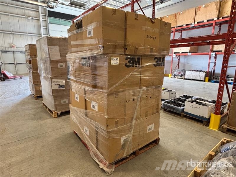Quantity of (9600) 3M N95 Respirator Masks مكونات أخرى