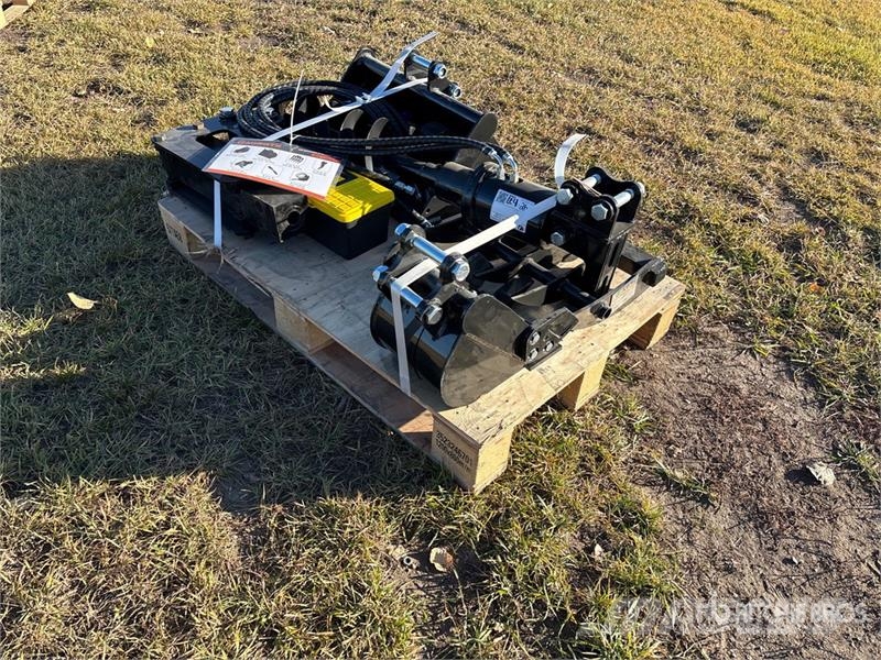  Quantity of  AGT 12EX-SET7 Mini Excavator Attachme مكونات أخرى