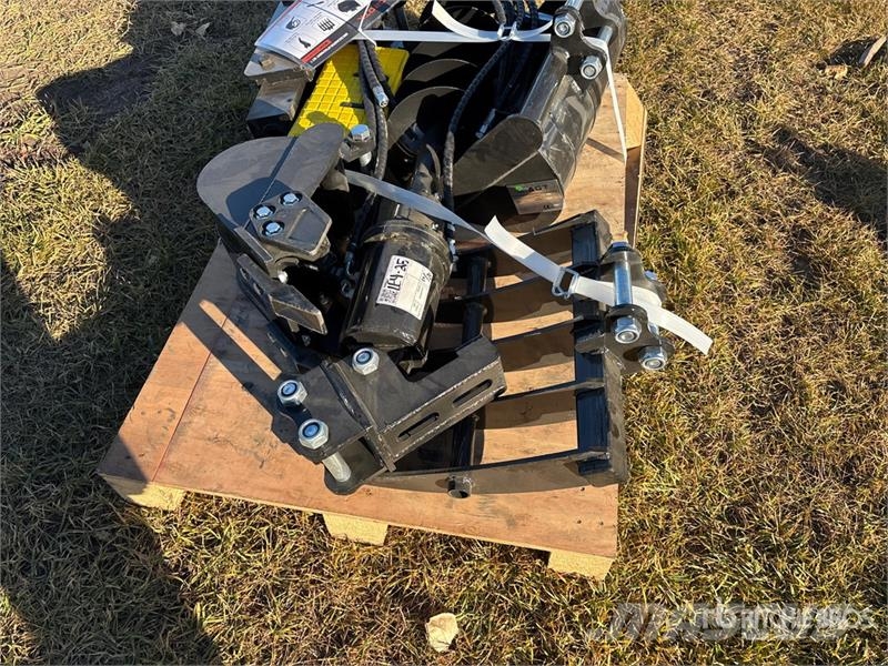  Quantity of  AGT 12EX-SET7 Mini Excavator Attachme مكونات أخرى