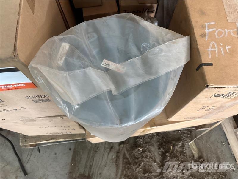  Quantity of Air Filters (Unused) Ďalšie komponenty