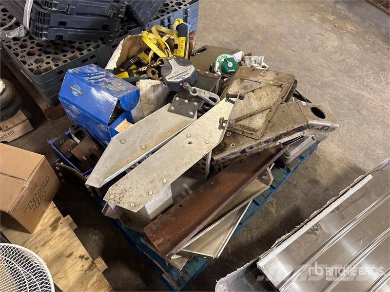 Quantity of Aluminum Steps Ostale kargo komponente