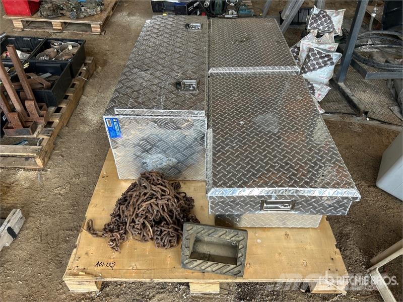  Quantity of Aluminum Tool Box Строителство - Други