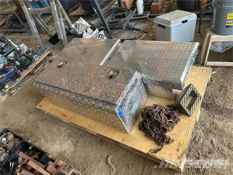  Quantity of Aluminum Tool Box Строителство - Други
