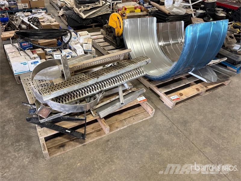 Quantity of Aluminum Truck Fenders Ostale kargo komponente