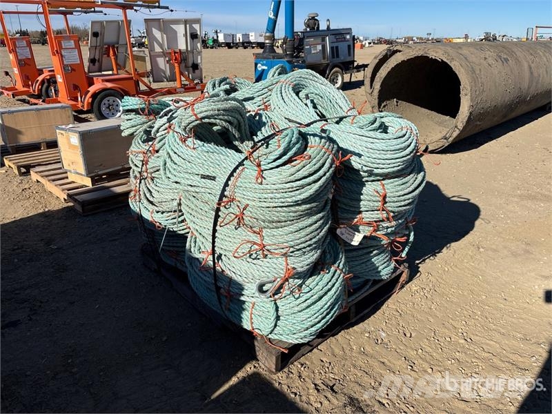  Quantity of Approximately 5000 ft 5/8 in Polysteel معدات البناء - غير ذلك