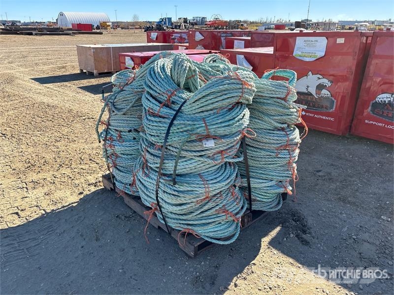  Quantity of Approximately 5000 ft 5/8 in Polysteel معدات البناء - غير ذلك