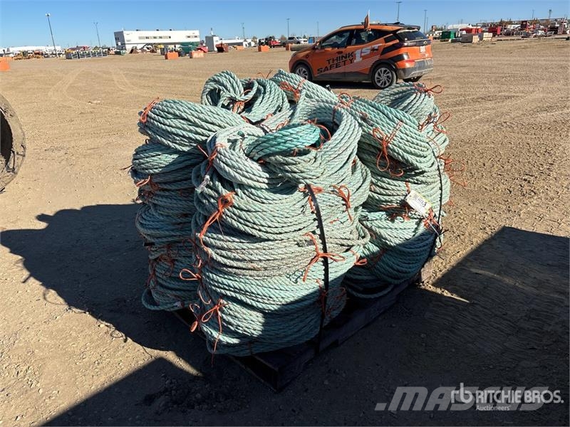  Quantity of Approximately 5000 ft 5/8 in Polysteel معدات البناء - غير ذلك