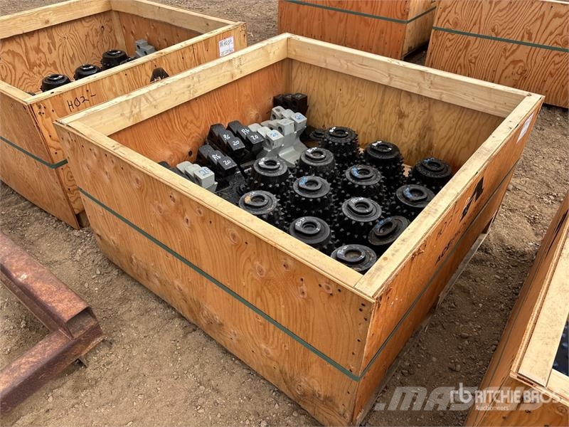 Quantity of Arms and Cutters Oil and gas drilling equipment