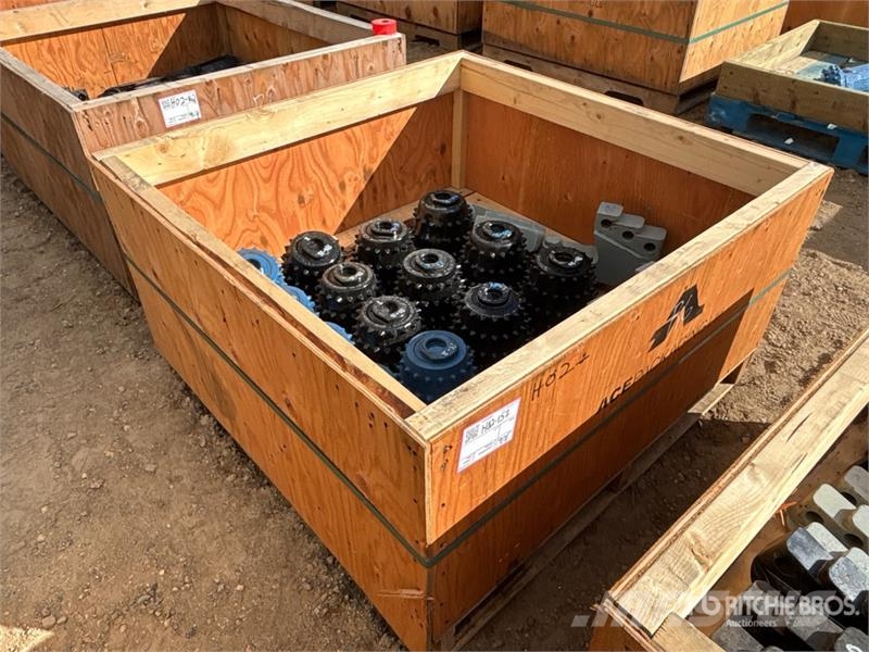 Quantity of Arms and Cutters Oil and gas drilling equipment
