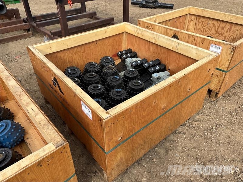 Quantity of Arms and Cutters Oil and gas drilling equipment