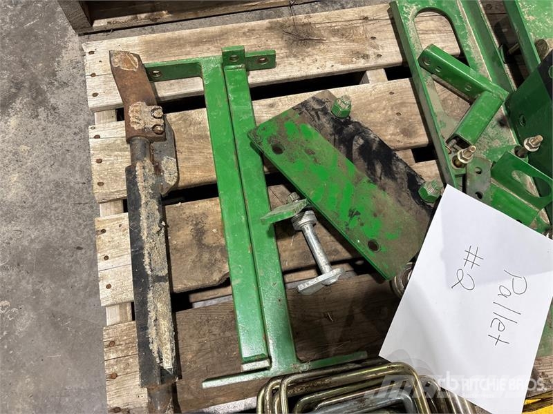 Quantity of Assorted Agricultural Parts Andre komponenter