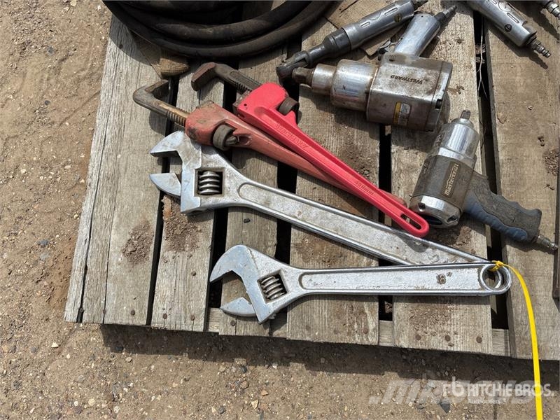 Quantity of Assorted Air Tools Kiti naudoti statybos komponentai