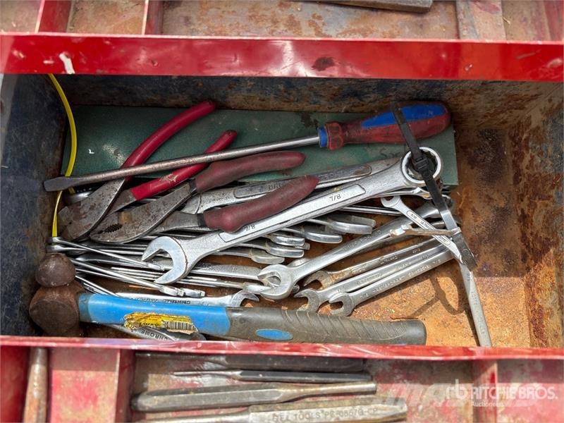 Quantity of Assorted Air Tools Kiti naudoti statybos komponentai