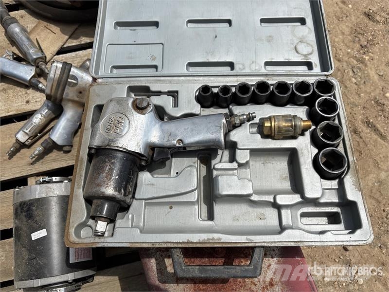 Quantity of Assorted Air Tools Kiti naudoti statybos komponentai