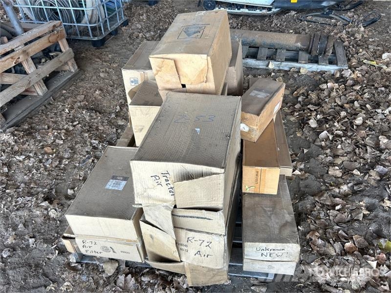 Quantity of Assorted Air Filters Andre komponenter