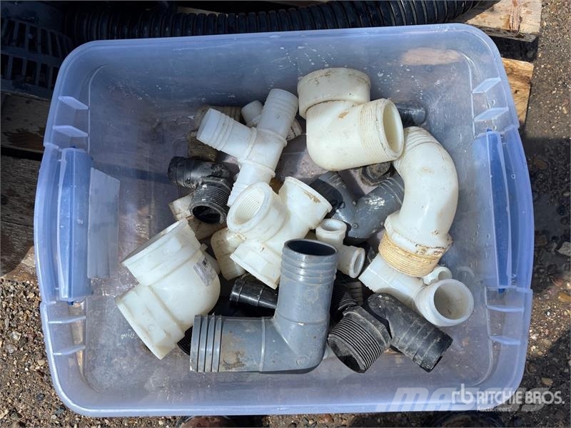  Quantity of Assorted Banjo Fittings Other components