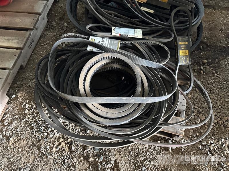 Quantity of Assorted Belts Andre komponenter