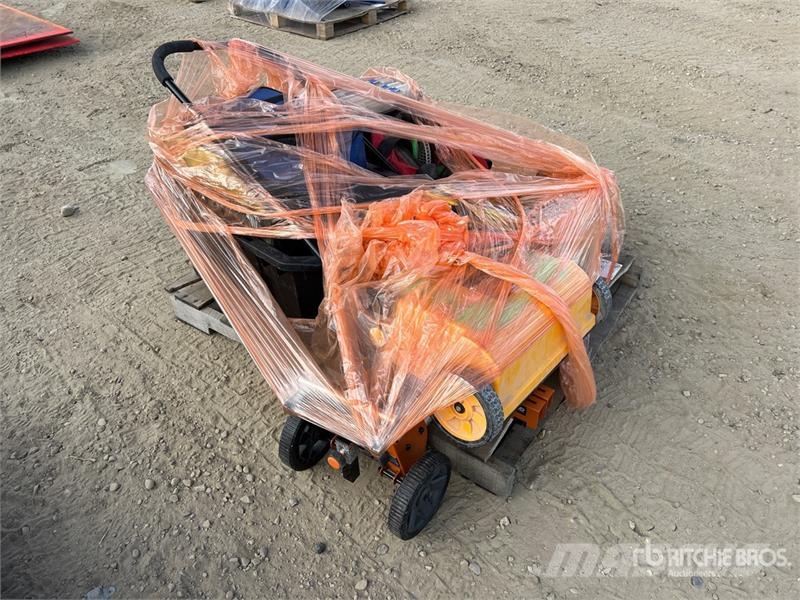  Quantity of Assorted Construction Tools and Suppli مكونات أخرى