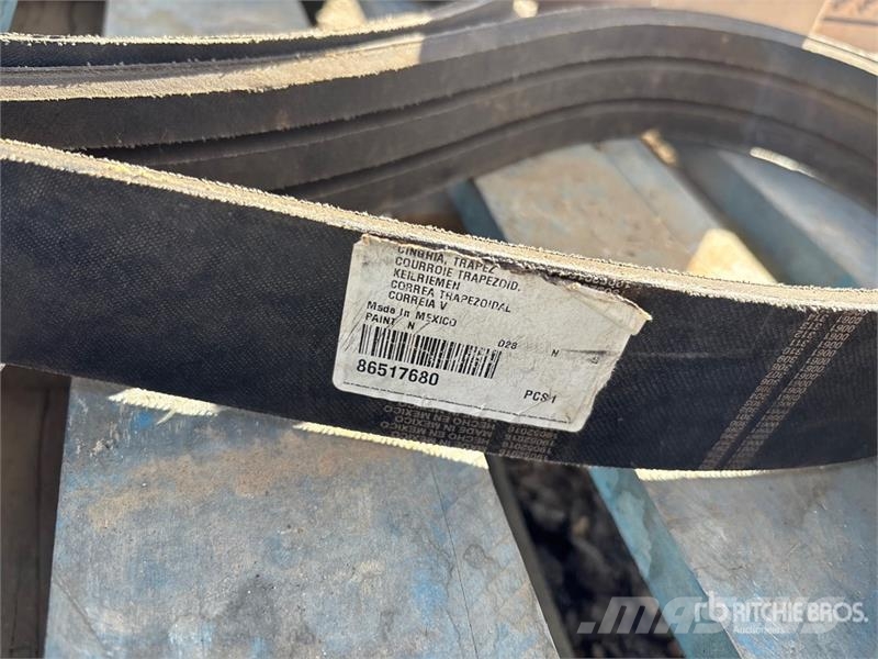 Quantity of Assorted Combine Parts Kiti naudoti statybos komponentai