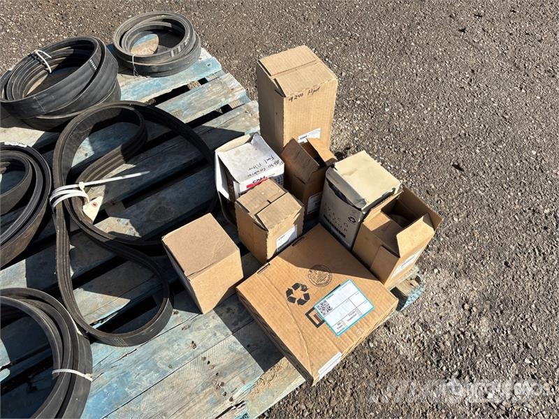 Quantity of Assorted Combine Parts Kiti naudoti statybos komponentai