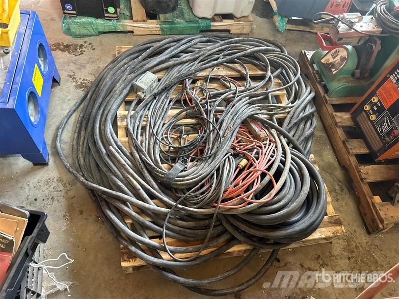  Quantity of Assorted Heavy-Duty Electrical Cables, Drugi deli