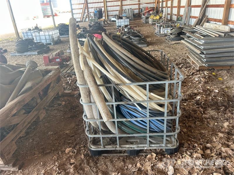 Quantity of Assorted Hoses مكونات أخرى