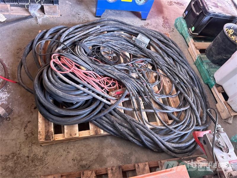  Quantity of Assorted Heavy-Duty Electrical Cables, Drugi deli